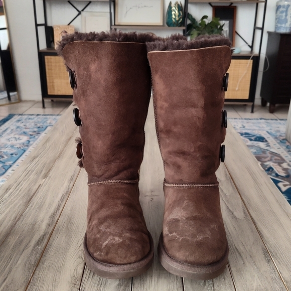 UGG SUEDE TALL BOOT IN BROWN SIZE WOMANS 7 - Picture 4 of 15